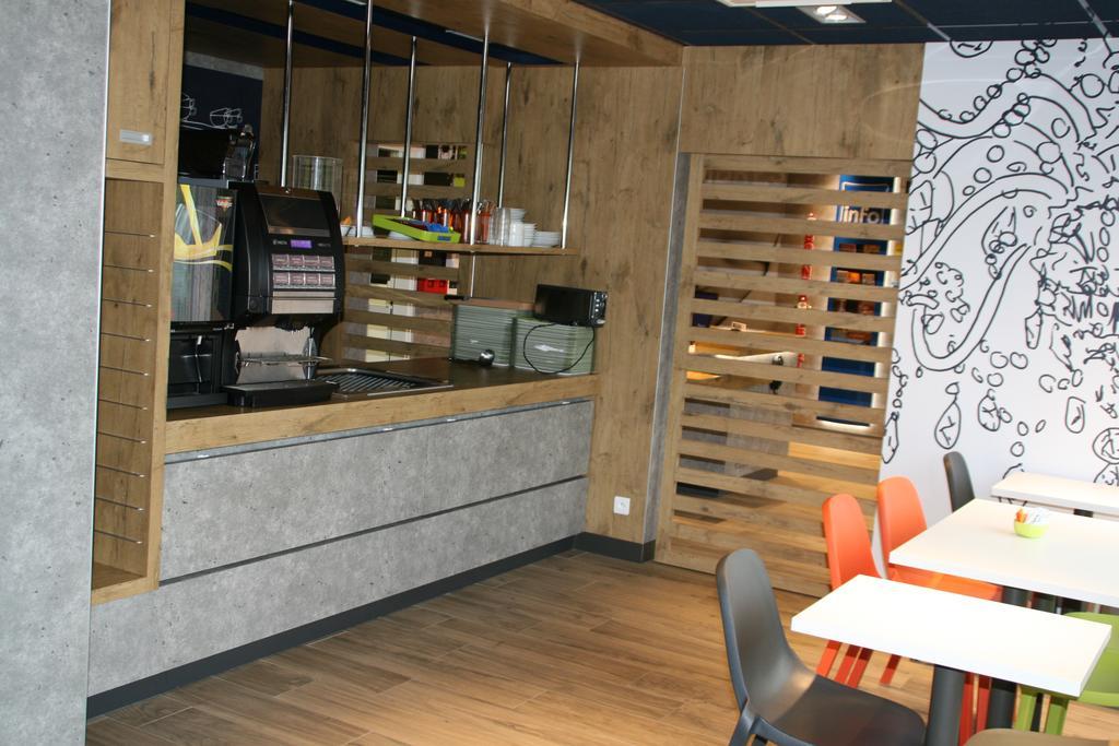 Ibis Budget Saint Pourcain Екстериор снимка
